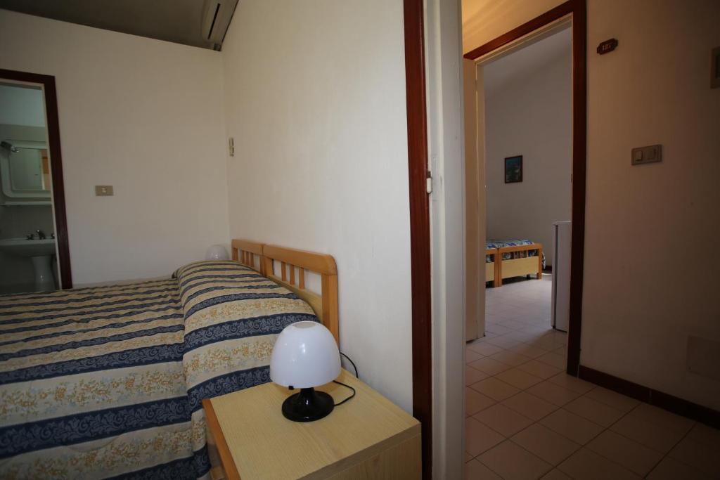Hotel Club Poseidon Stalettì Værelse billede