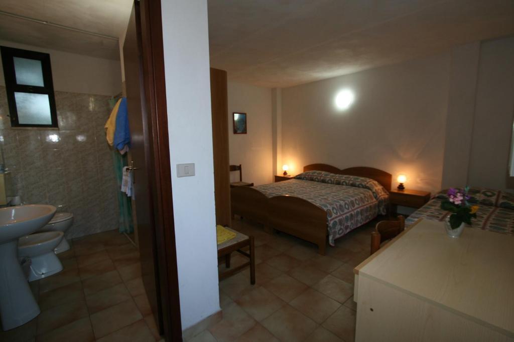 Hotel Club Poseidon Stalettì Værelse billede